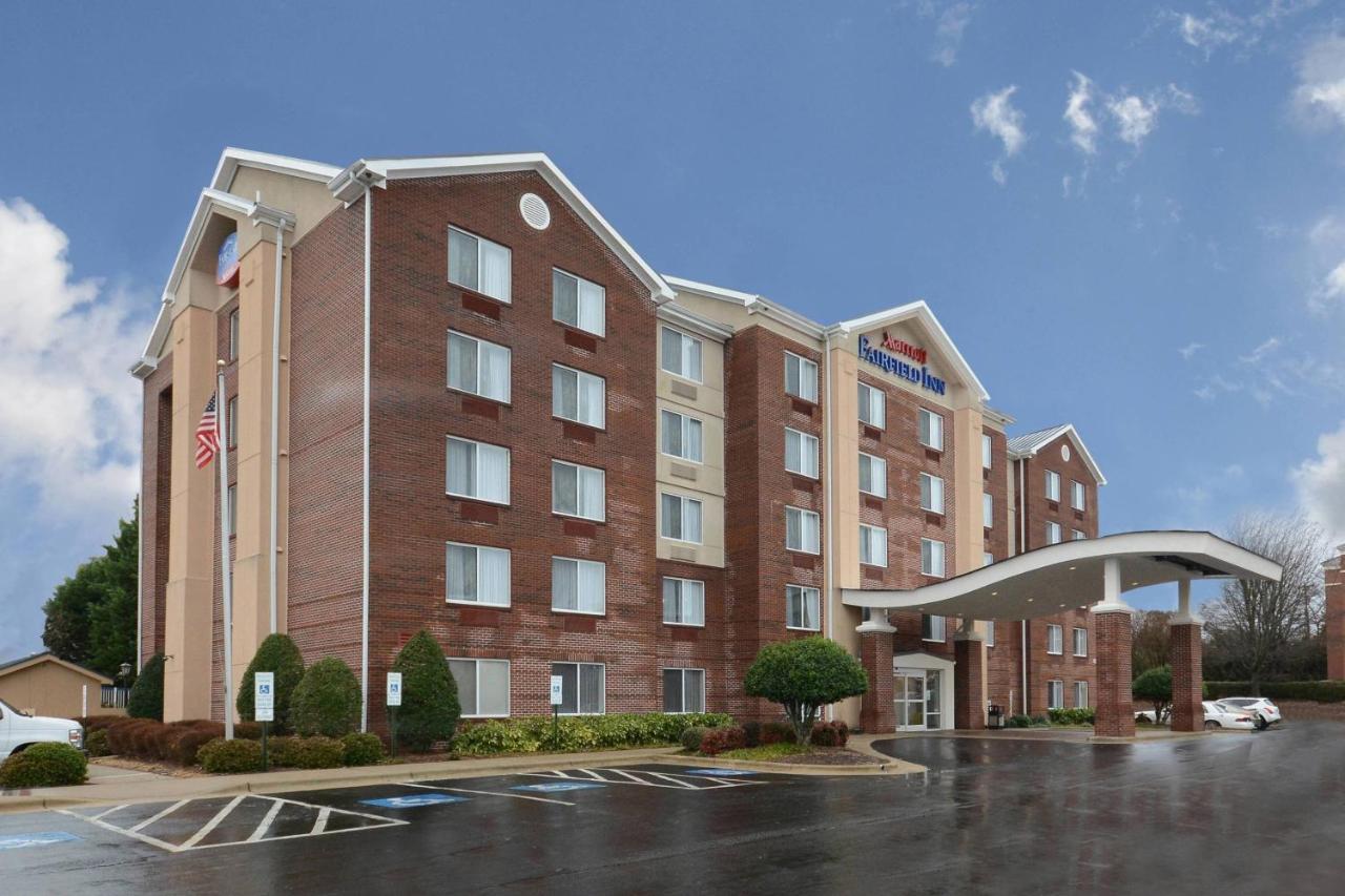 | Fairfield Inn Greensboro Airport