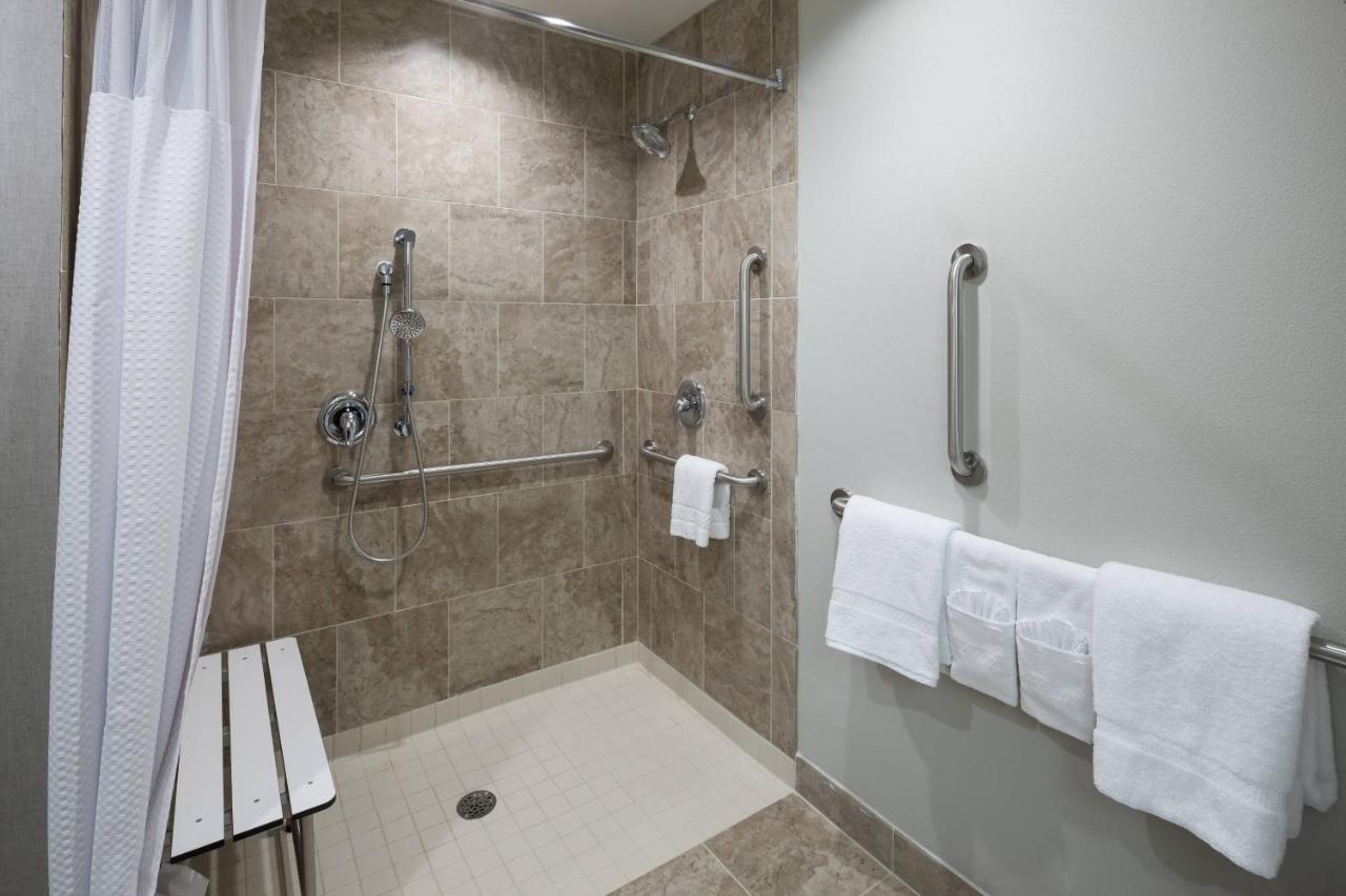 Queen Room with Two Queen Beds and Adapted Tub - Mobility Accessible at Courtyard by Marriott Dallas Plano/Richardson