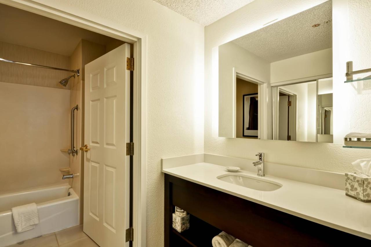  | Residence Inn by Marriott Jacksonville Airport