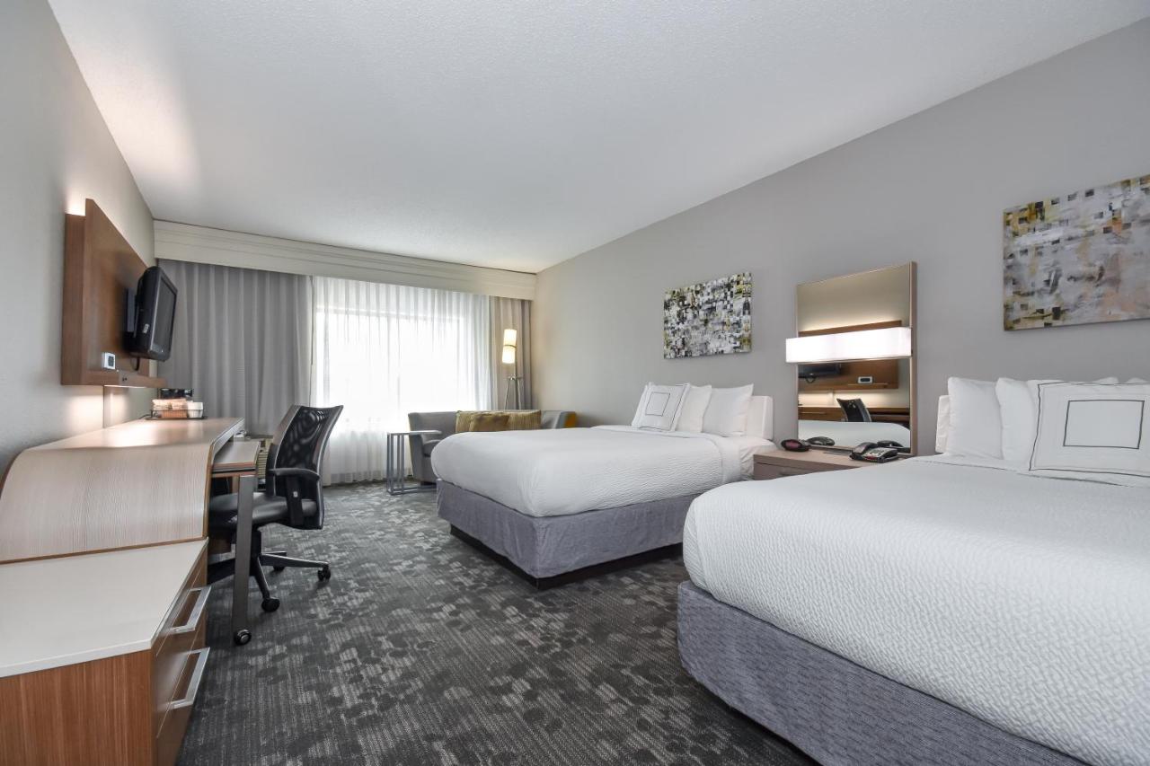 | Courtyard by Marriott Charlotte/Matthews