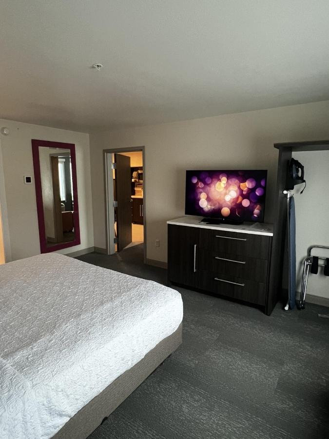 One-Bedroom King Suite - Non-Smoking at Home2 Suites by Hilton Hinesville