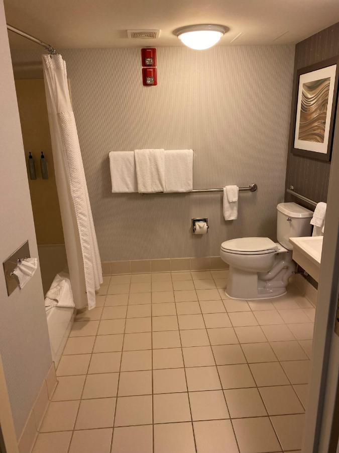| Courtyard Boston Raynham