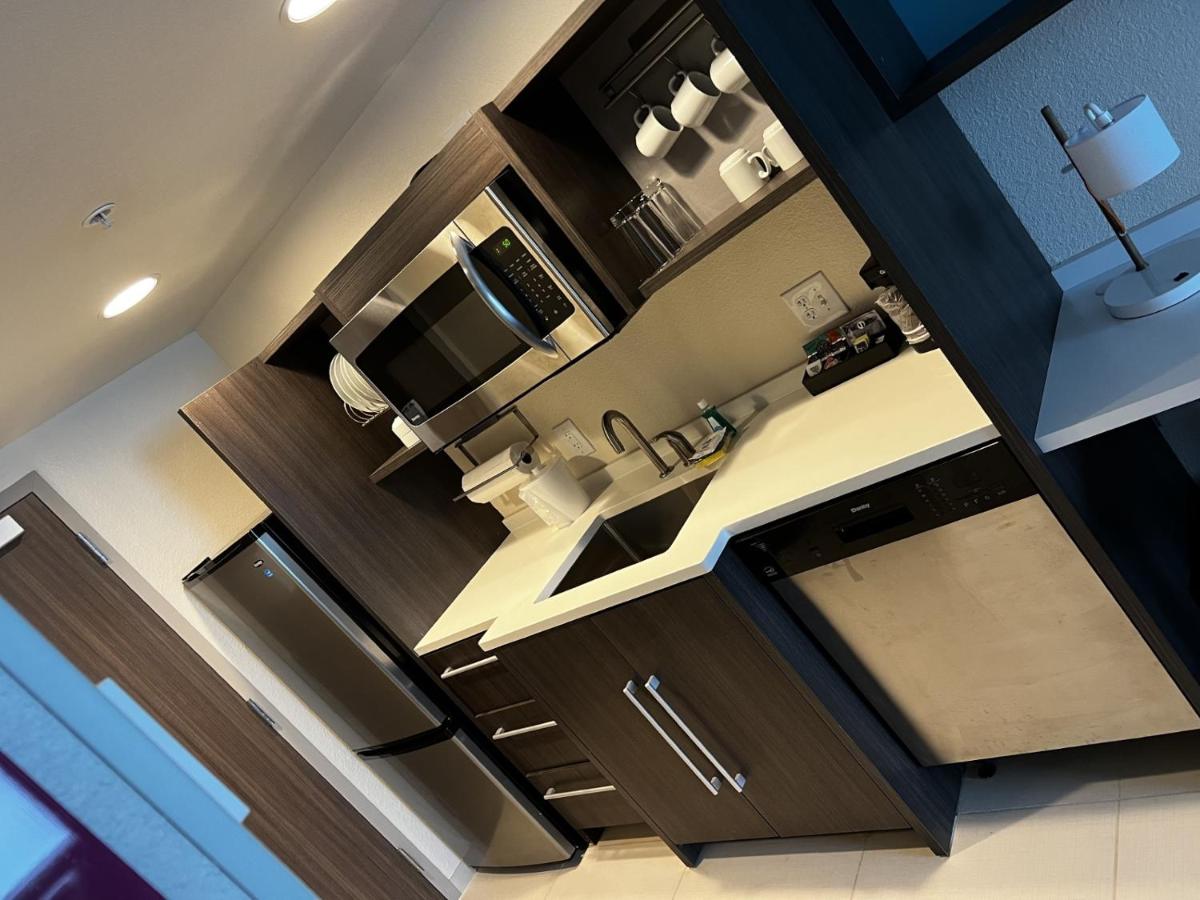 Queen Studio Suite at Home2 Suites by Hilton Hinesville