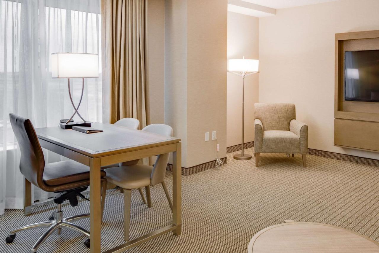 Executive King Suite - Non-Smoking at Embassy Suites by Hilton Columbus Dublin