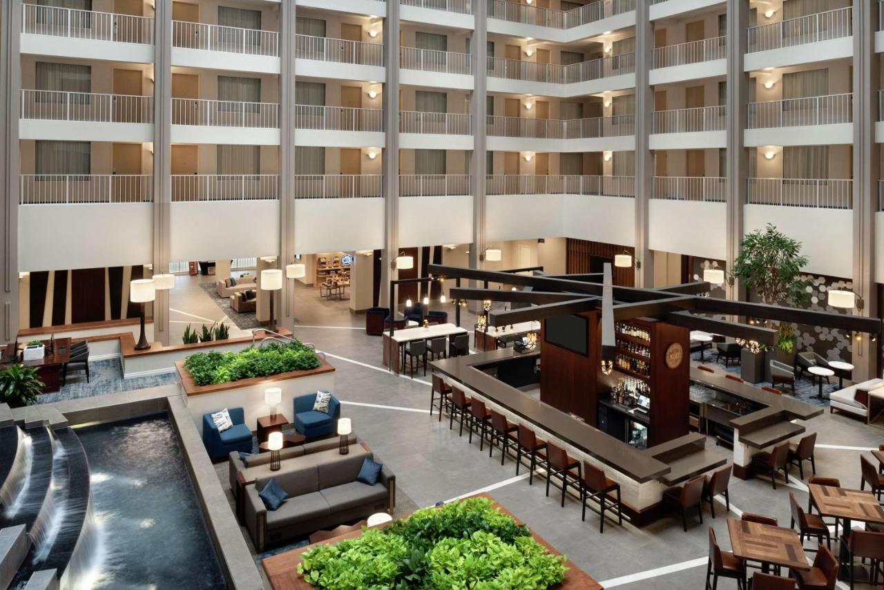 | Embassy Suites Cincinnati - RiverCenter