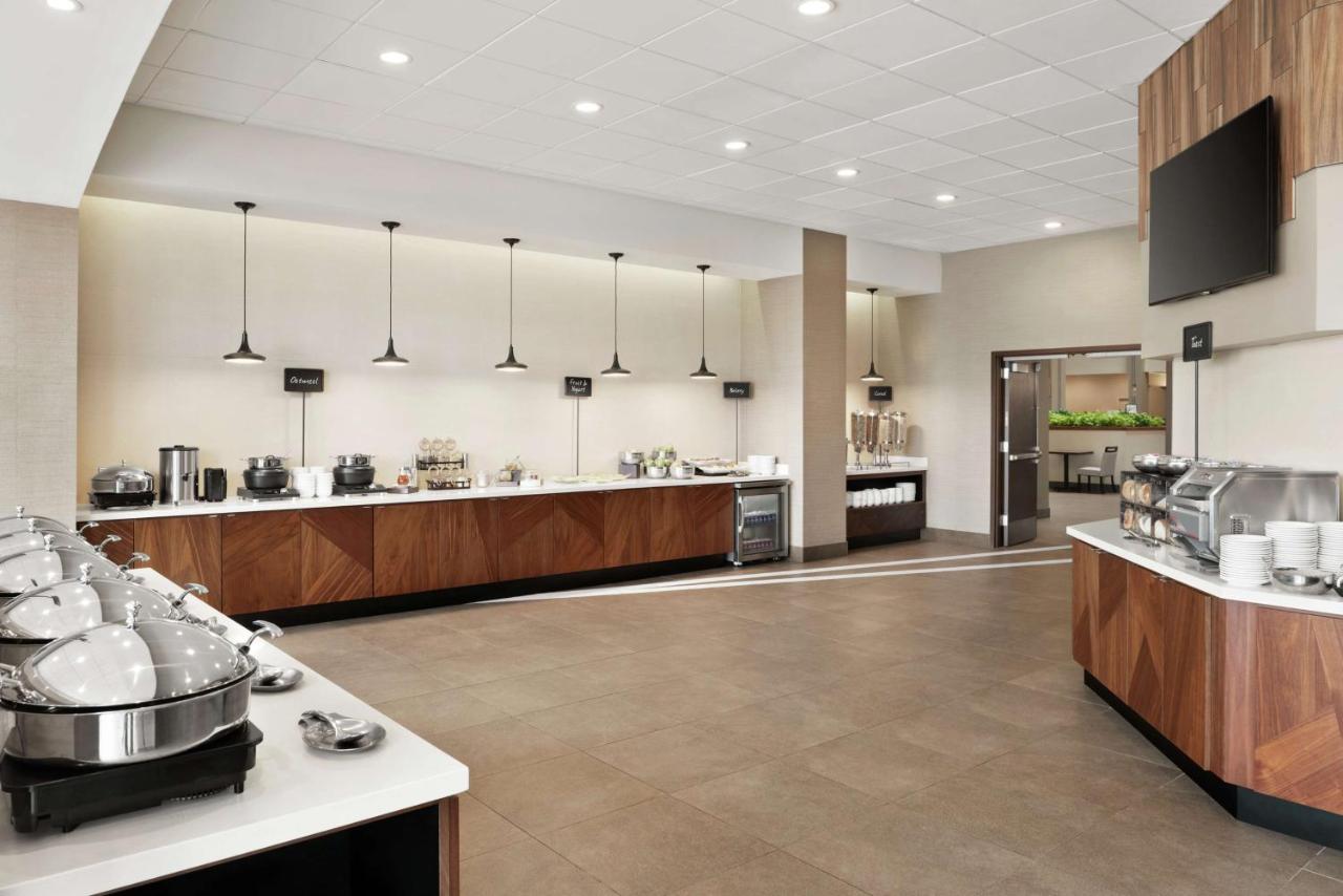 | Embassy Suites Cincinnati - RiverCenter