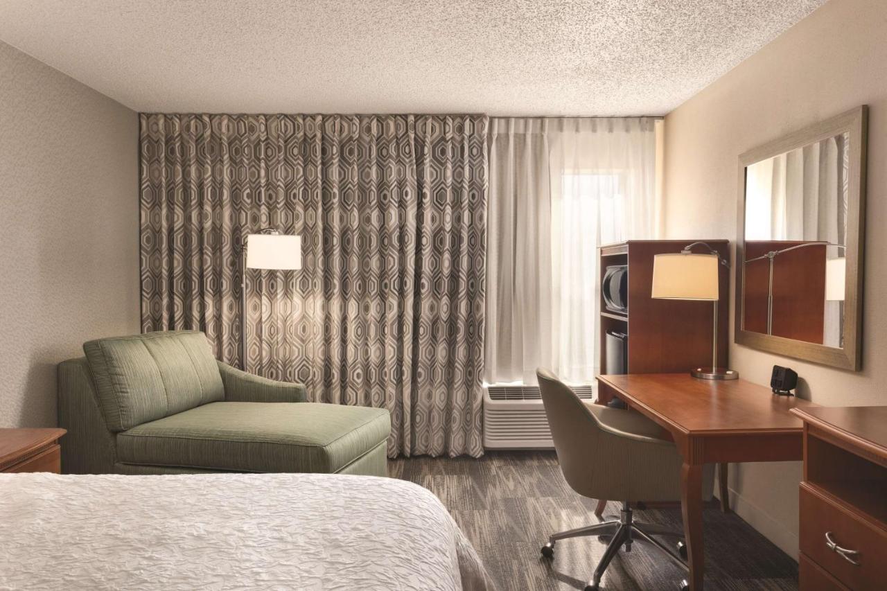 King Room - Non-Smoking at Hampton Inn Denver-Northwest/Westminster