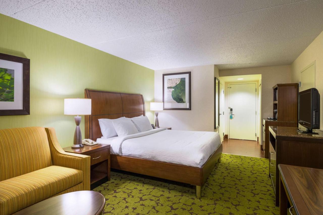  | Hilton Garden Inn Edison/Raritan Center