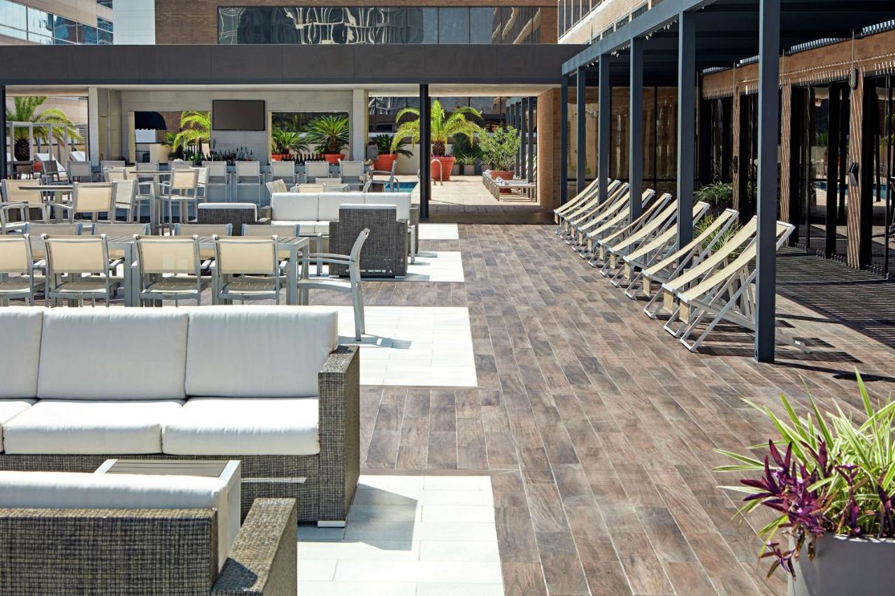 | Hilton Houston Plaza/Medical Center