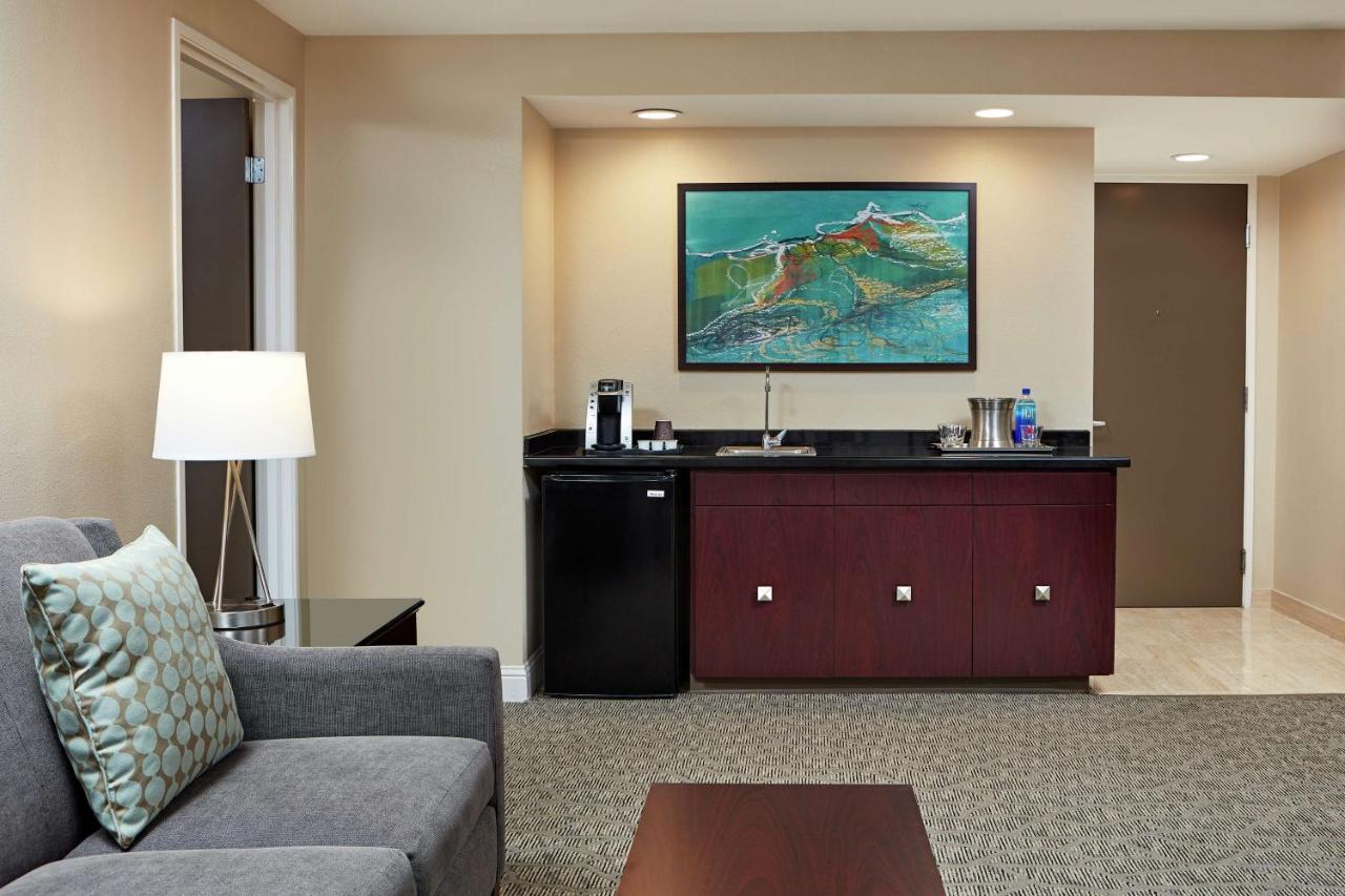 | Hilton Houston Plaza/Medical Center
