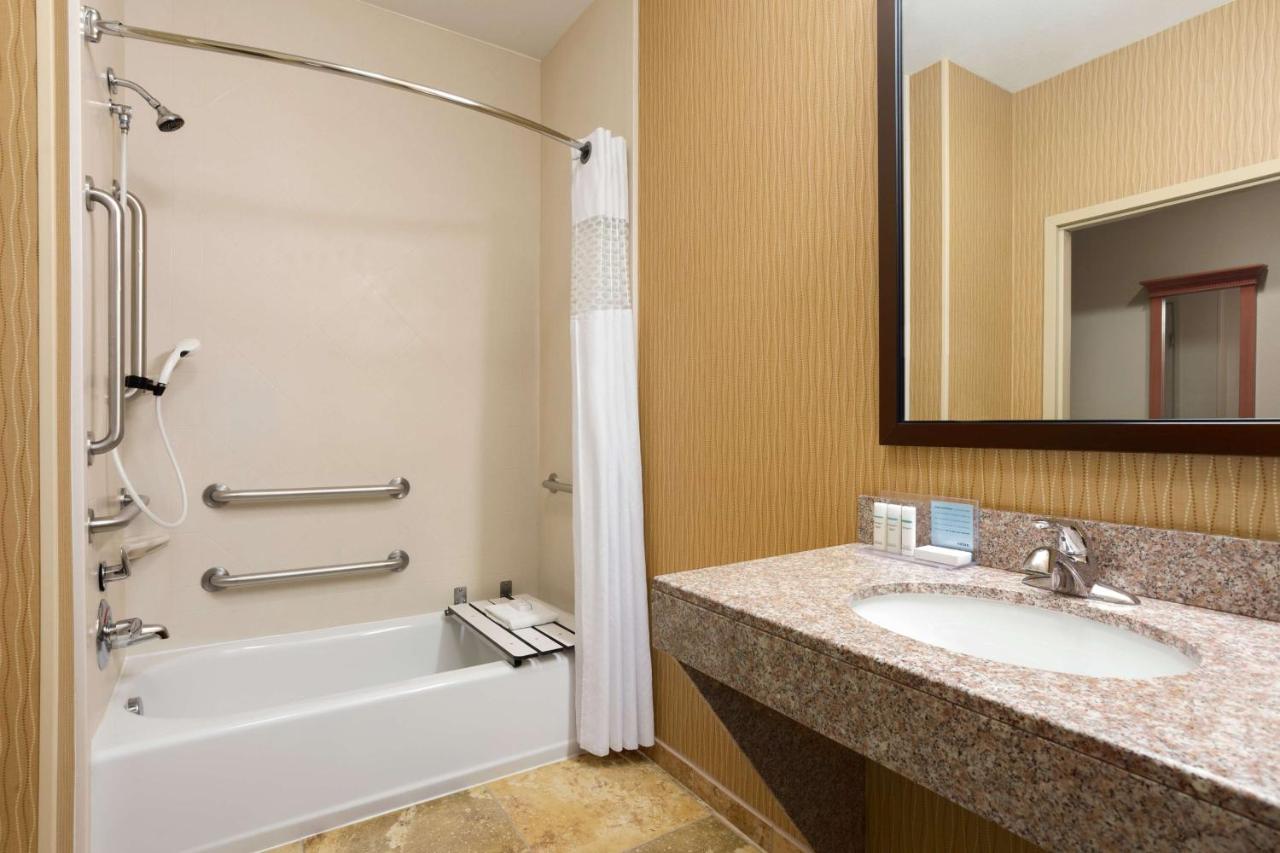Queen Room with Two Queen Beds - Disability Access/Non-Smoking at Hampton Inn Wichita-East