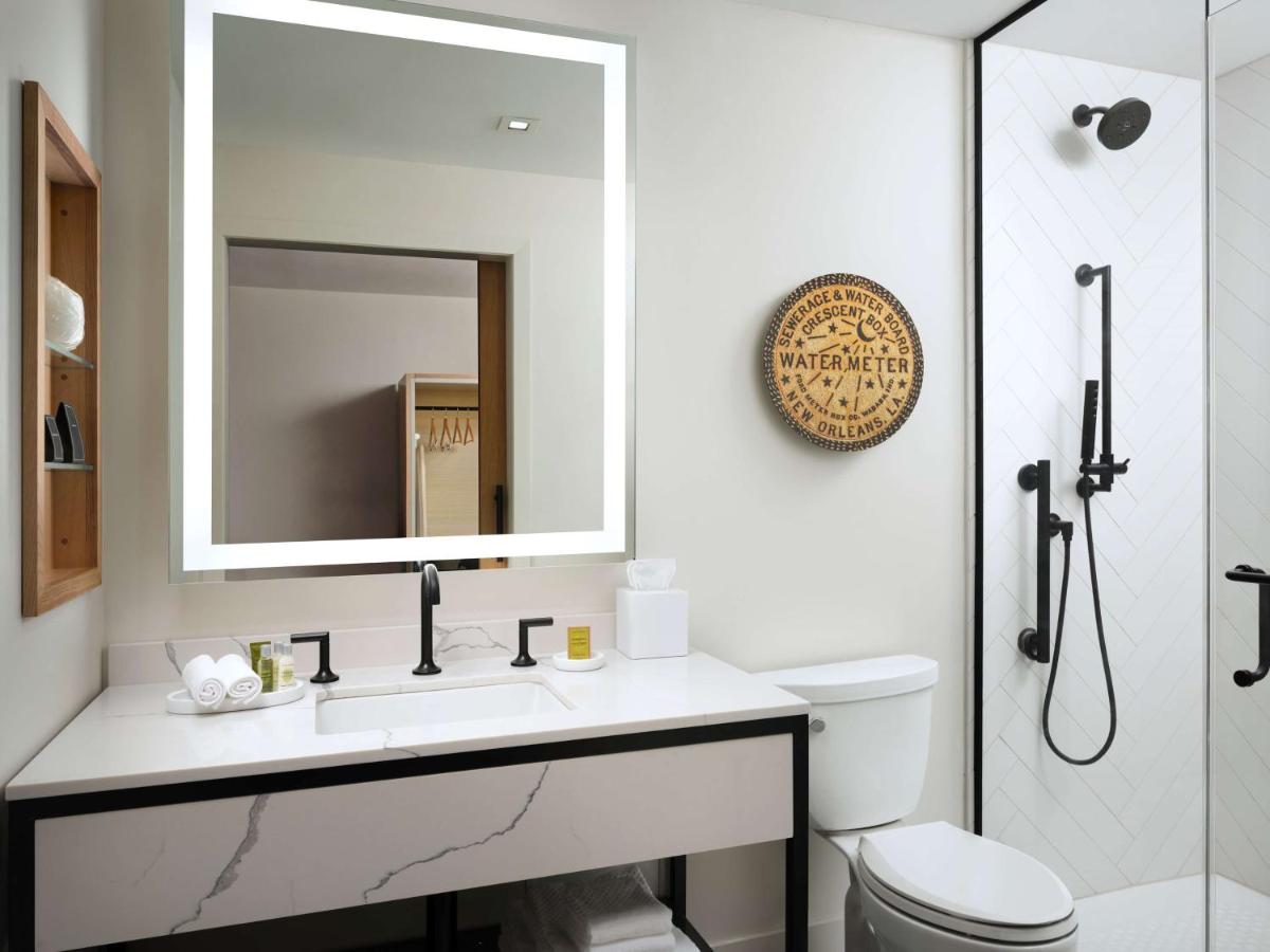Deluxe Queen Room - Hearing Accessible at Canopy by Hilton New Orleans Downtown