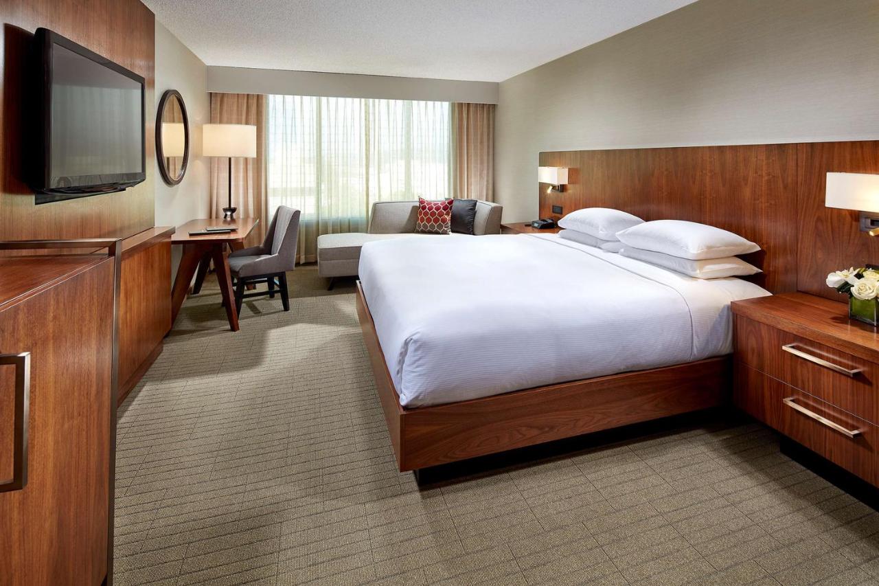 King Room at Hilton Pasadena