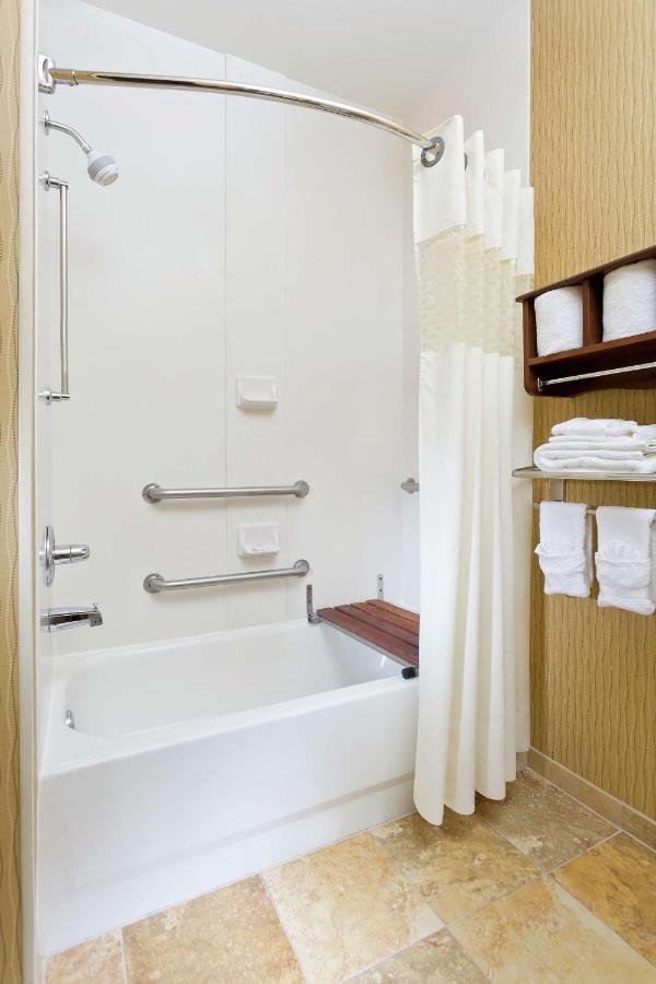 King Room - Non-Smoking at Hampton Inn San Angelo