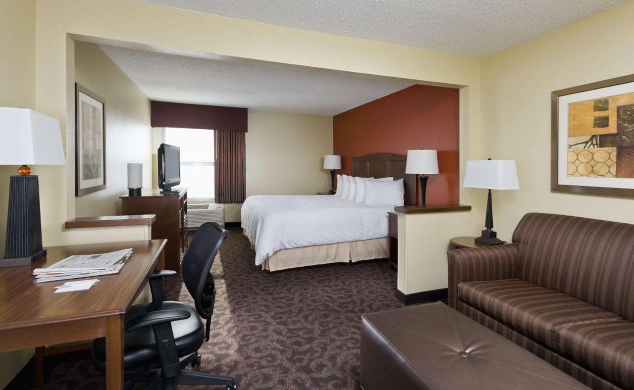 King Study - Non-Smoking at Hampton Inn San Angelo