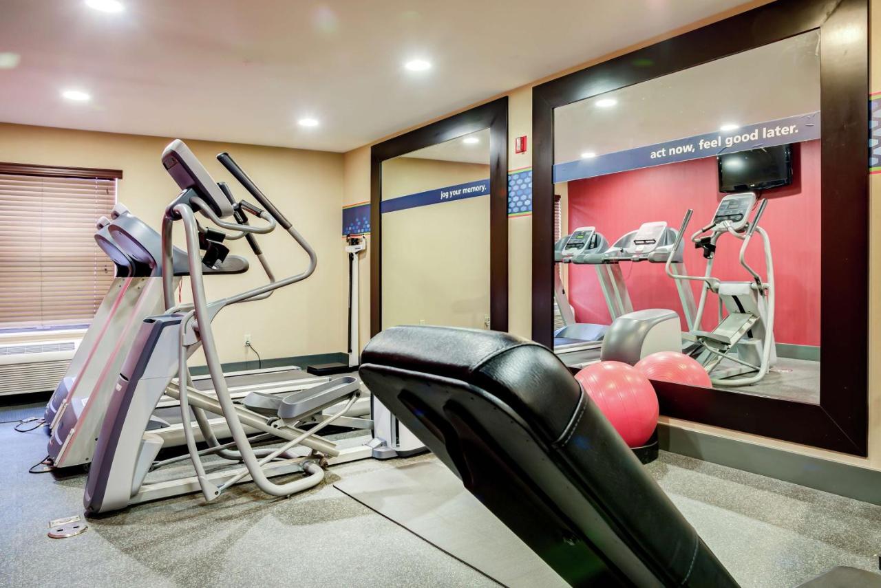 | Hampton Inn St. Joseph