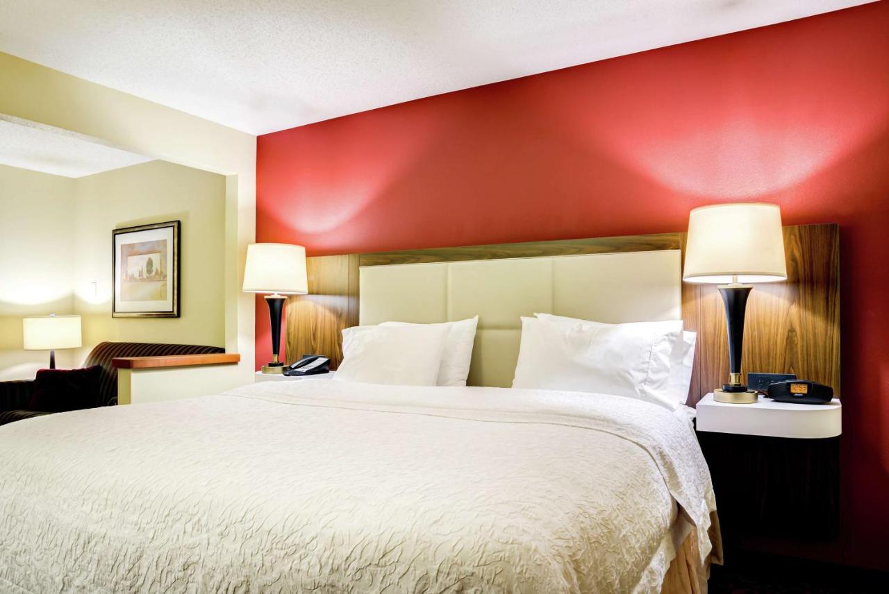| Hampton Inn St. Joseph