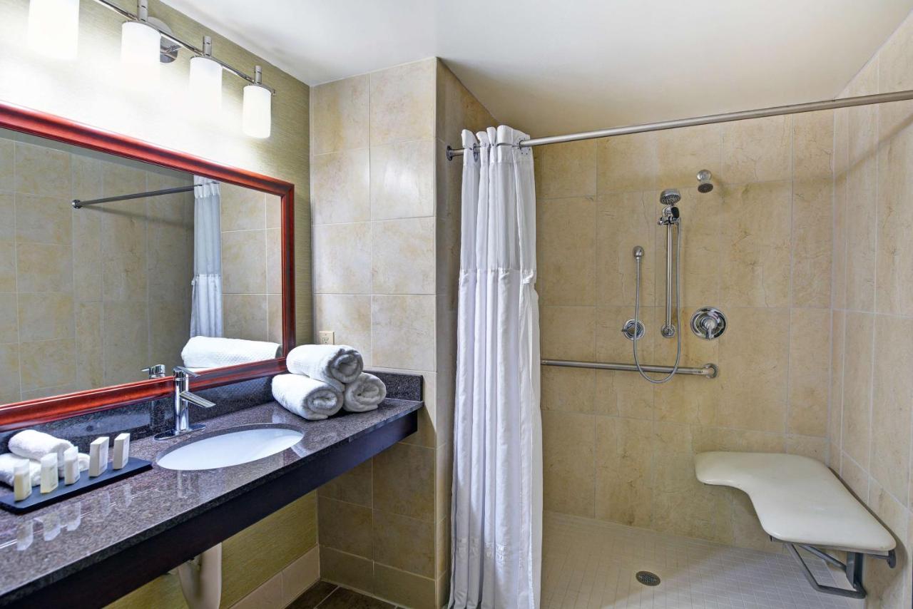 | Embassy Suites Valencia