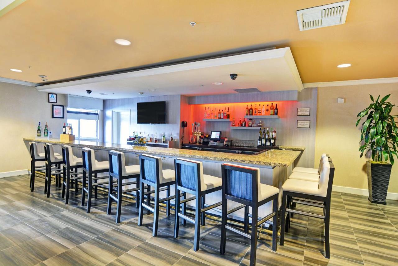 | Embassy Suites Valencia