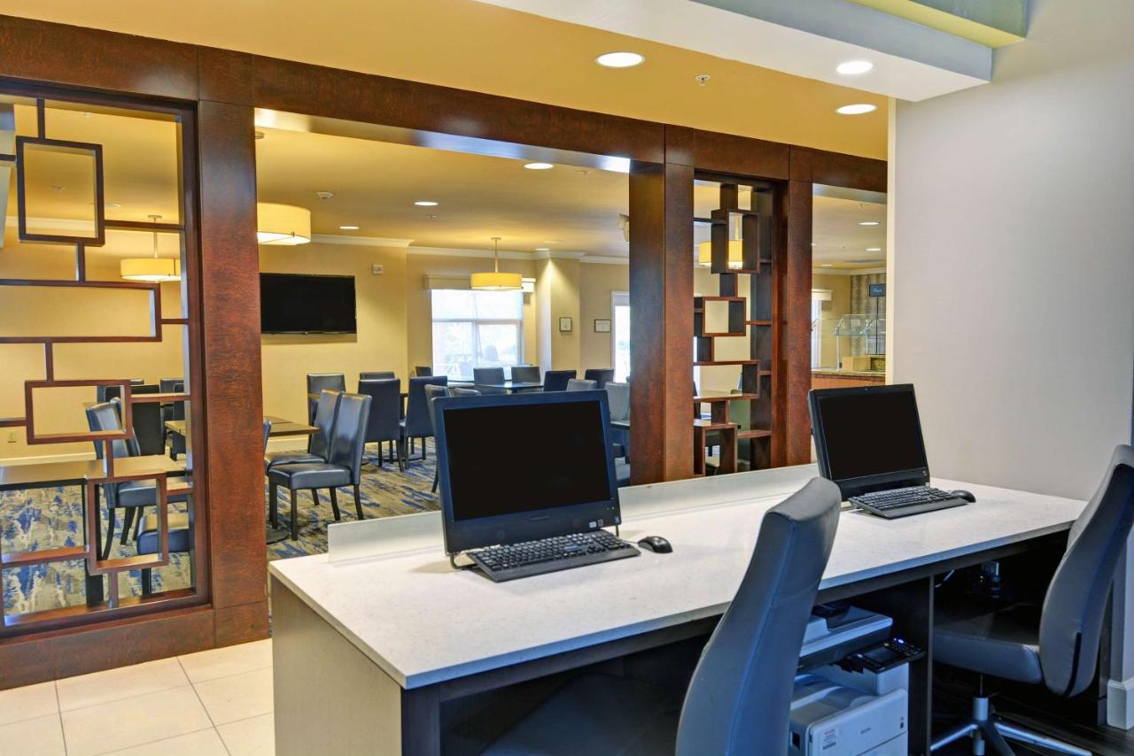| Embassy Suites Valencia