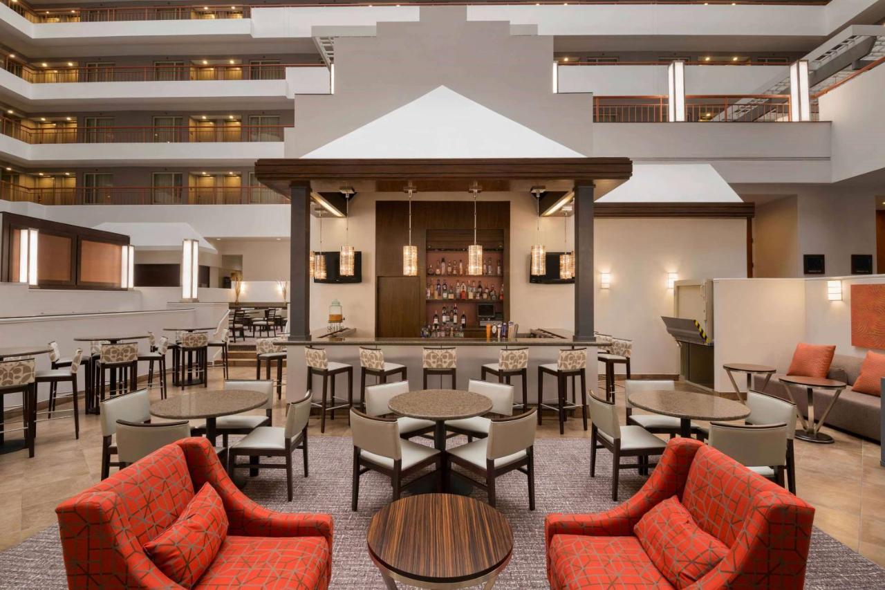 | Embassy Suites by Hilton Baltimore at BWI Airport