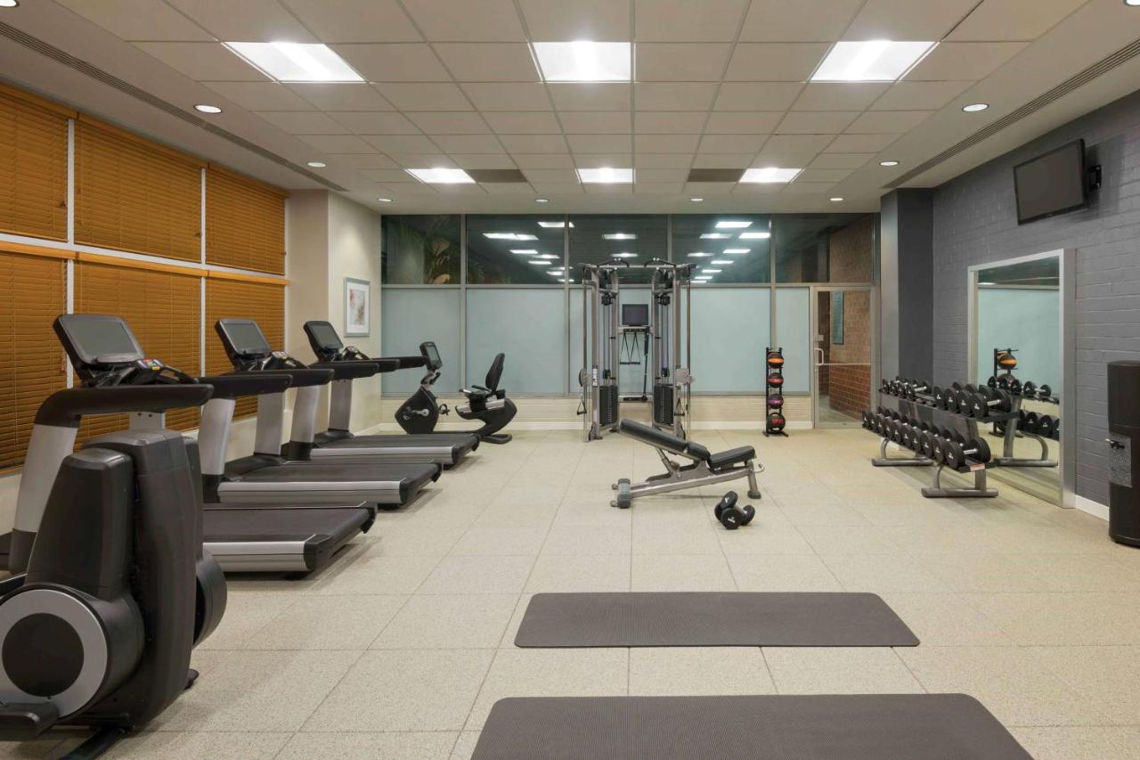 | Embassy Suites by Hilton Baltimore at BWI Airport