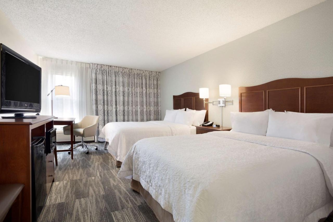 Double Queen Room at Hampton Inn Fort Worth Southwest Cityview