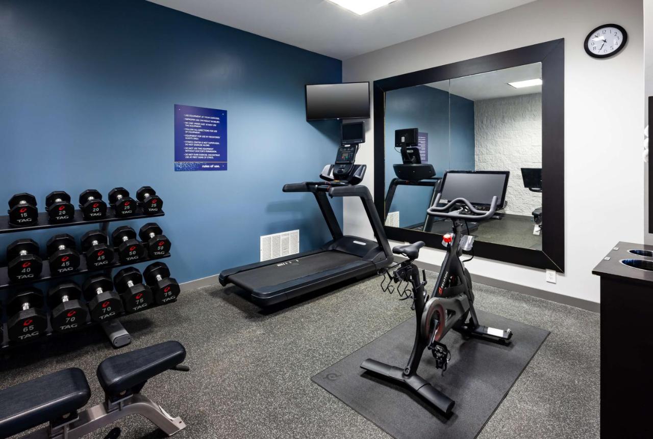 | Hampton Inn & Suites Texarkana