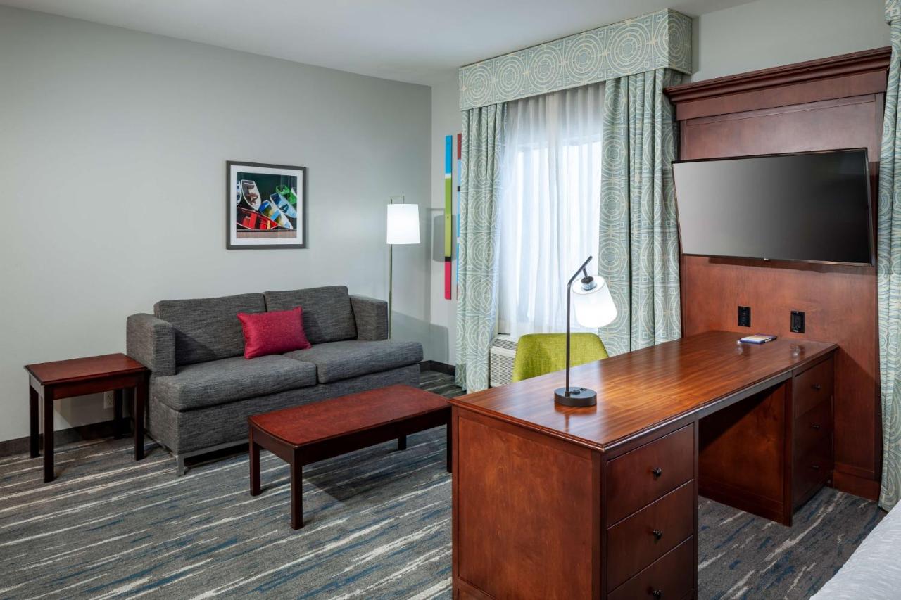 | Hampton Inn & Suites Texarkana