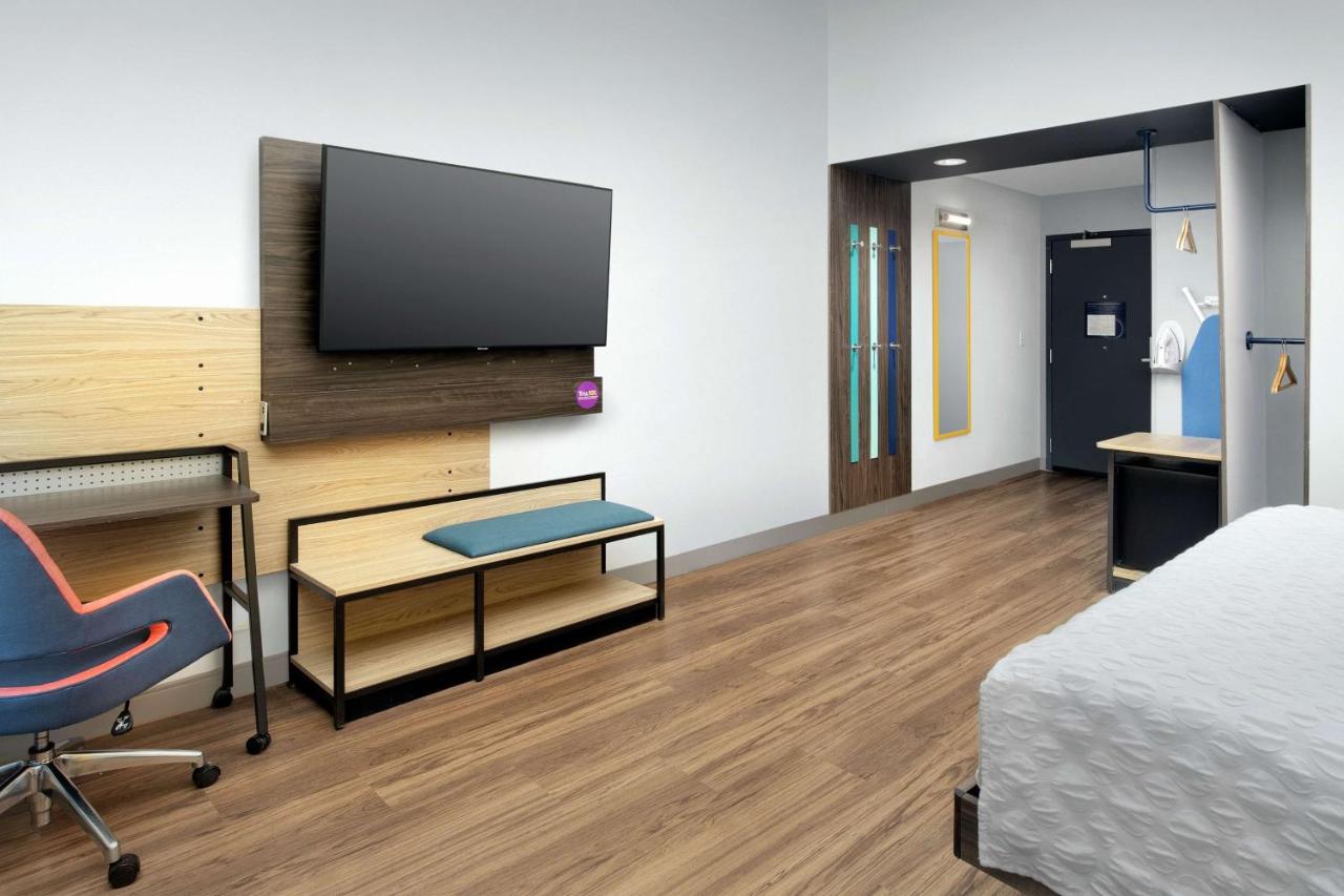 King Room - Hearing Accessible at Tru by Hilton Lubbock Southwest