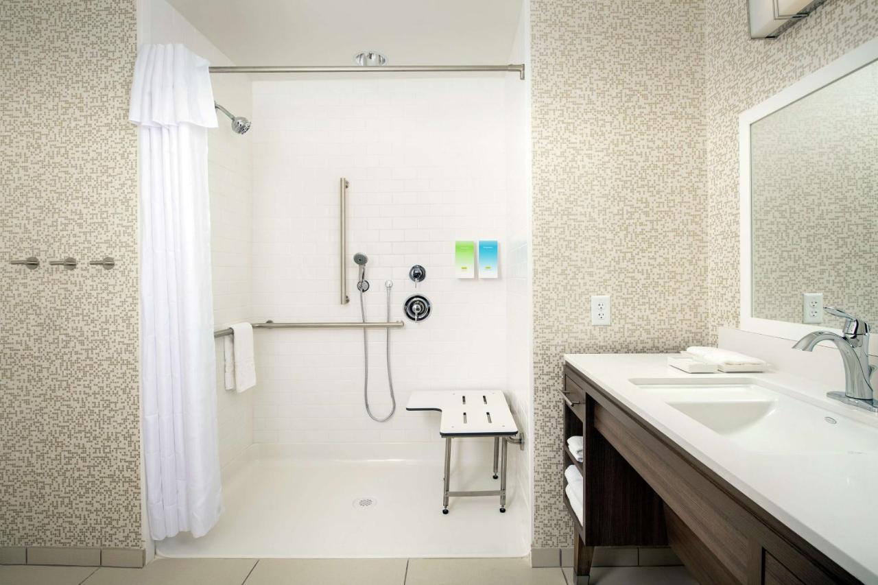 King Suite with Roll-In Shower - Mobility Accessible/Non-Smoking at Home2 Suites by Hilton Phoenix Airport South