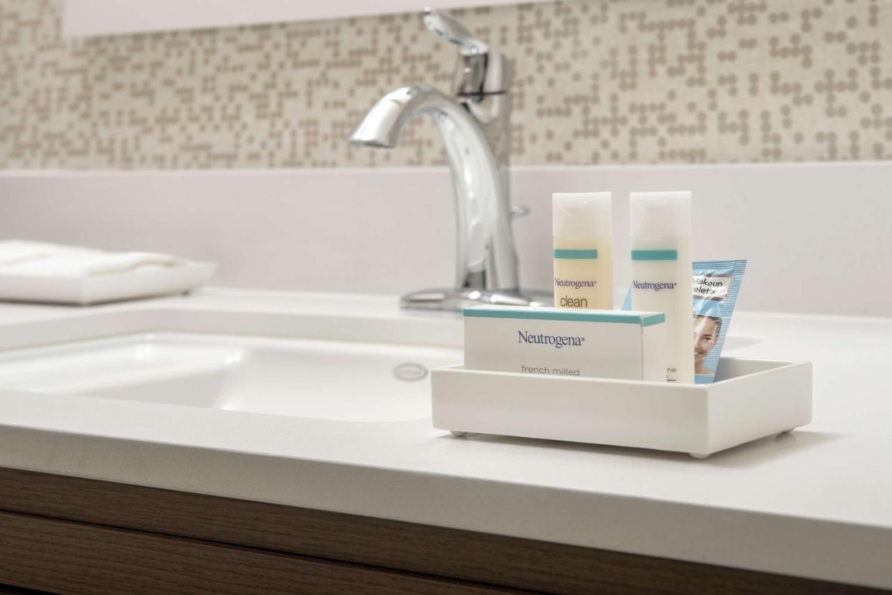 Queen Suite with Two Queen Beds - Hearing Accessible/Non-Smoking at Home2 Suites by Hilton Phoenix Airport South