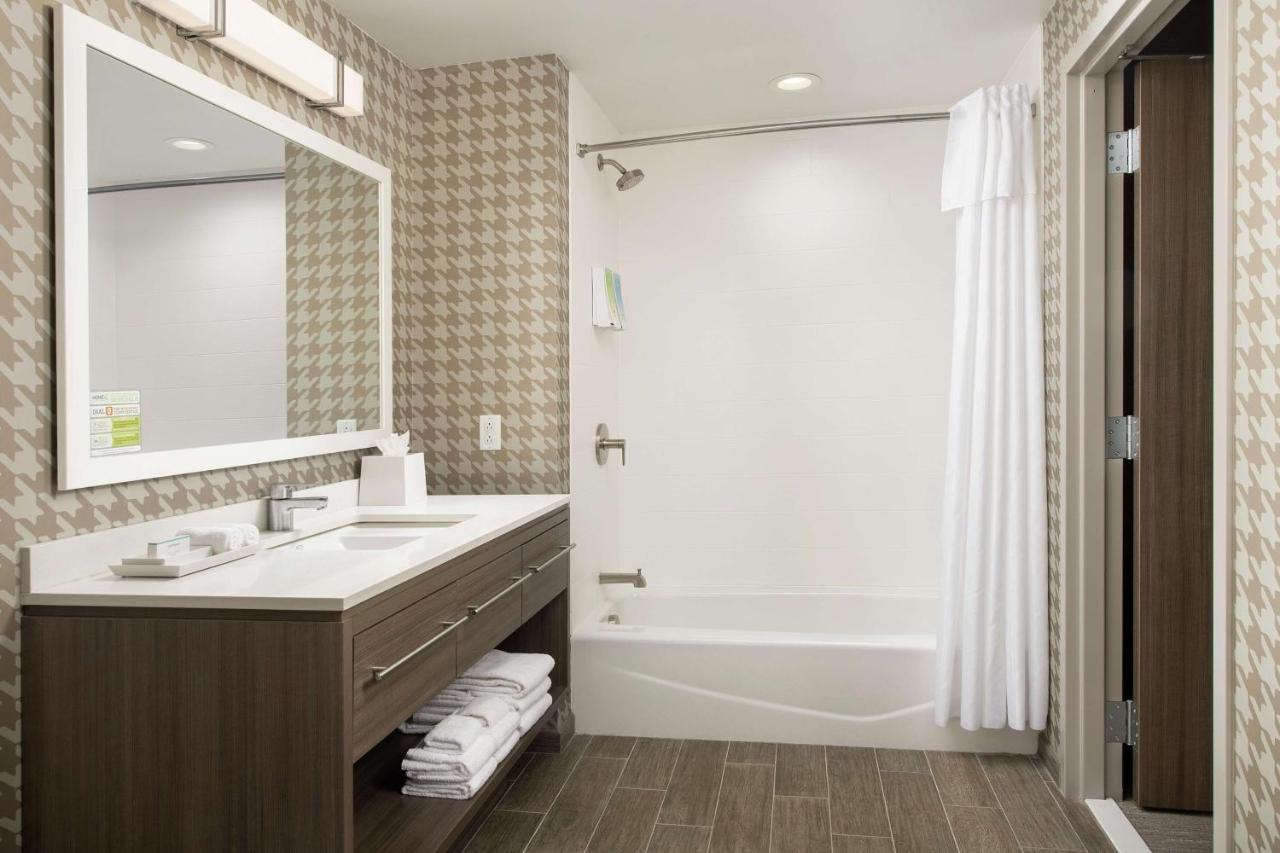 One-Bedroom King Suite - Non-Smoking at Home2 Suites by Hilton Asheville Biltmore Village