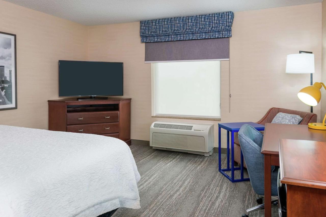 | Hampton Inn Springfield South Enfield