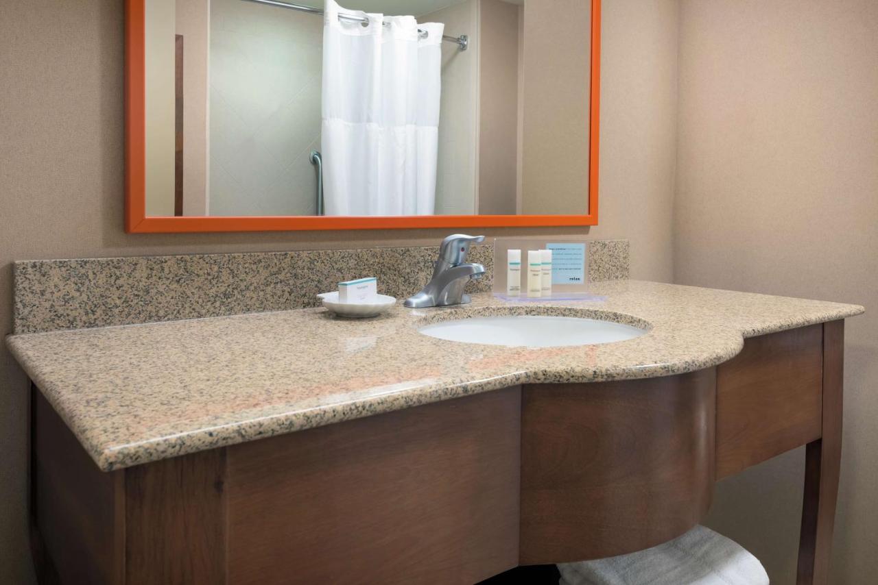 | Hampton Inn Springfield South Enfield