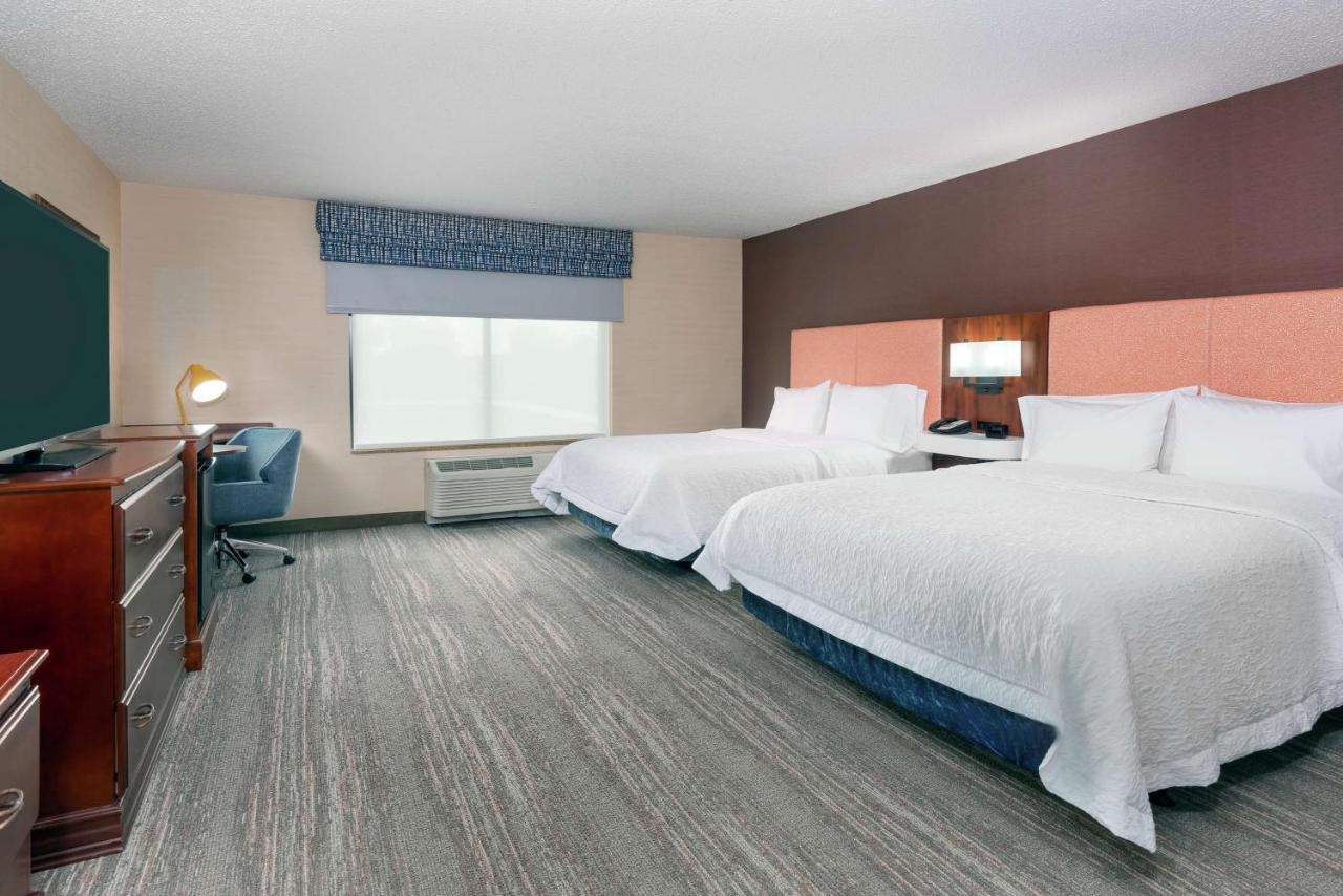 | Hampton Inn Springfield South Enfield