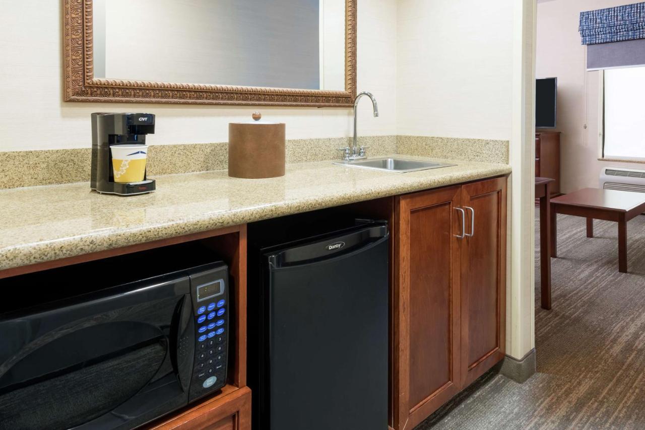 | Hampton Inn Springfield South Enfield
