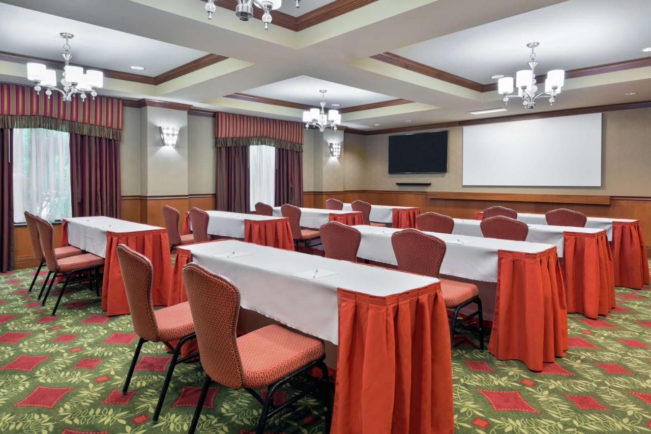 | Hampton Inn Springfield South Enfield