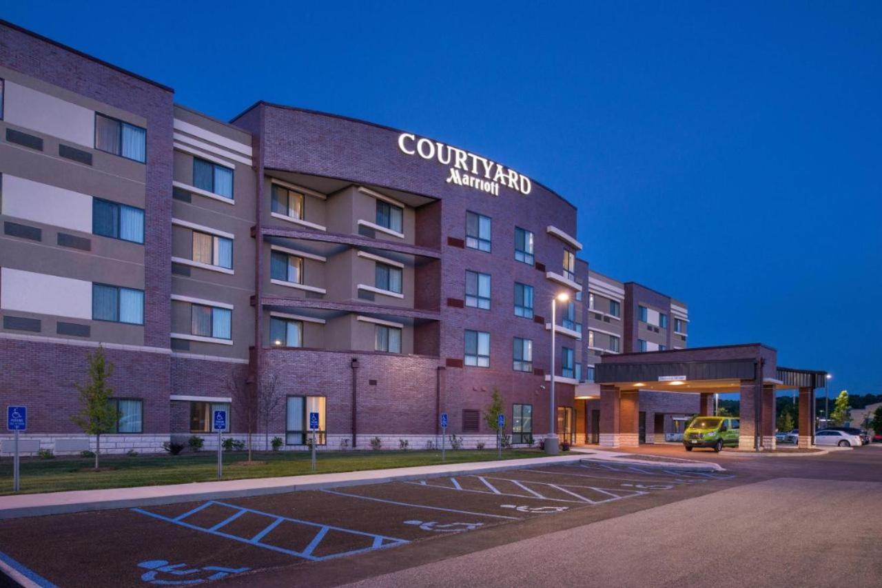  | Courtyard by Marriott St. Louis Chesterfield