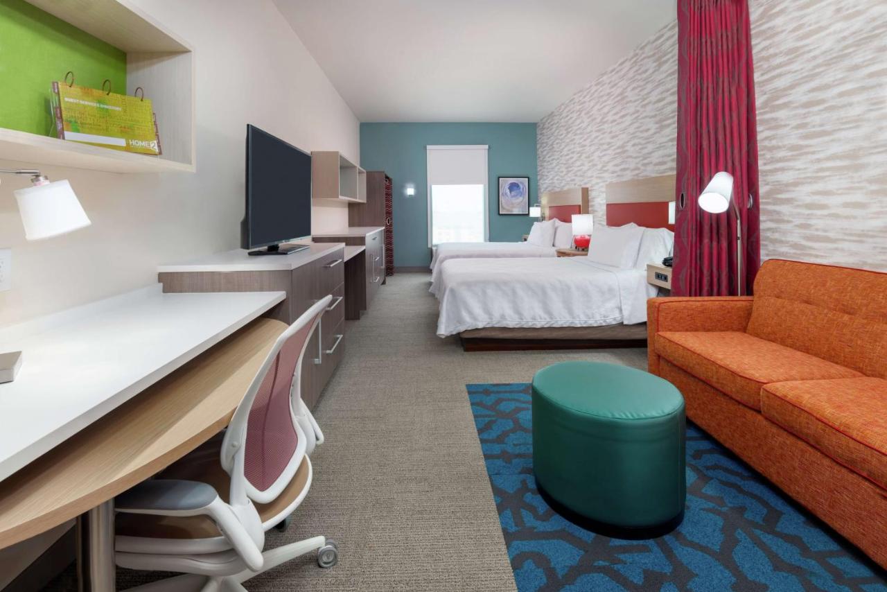 Queen Suite with Two Queen Beds - Hearing Accessible/Non-Smoking at Home2 Suites by Hilton Orlando Near Universal