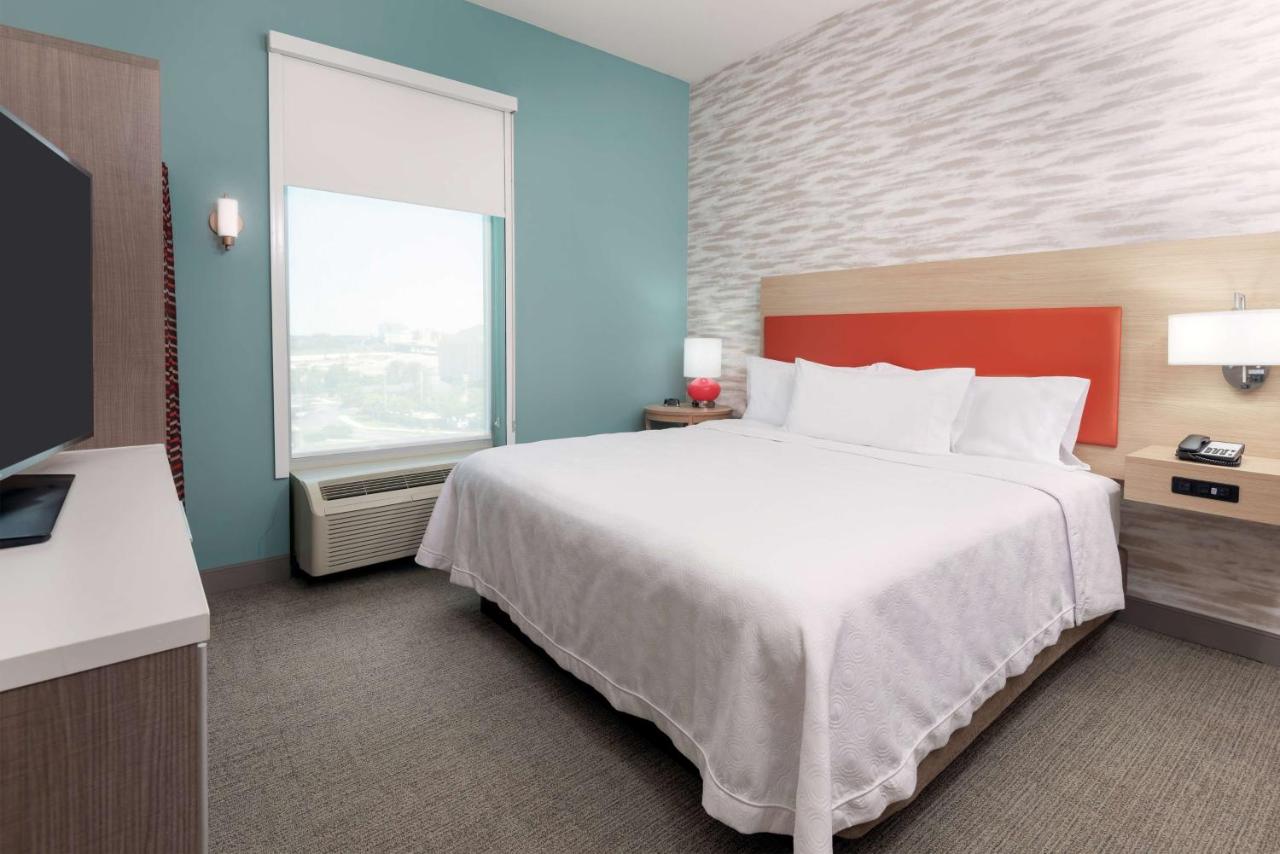 One-Bedroom King Suite - Non-Smoking at Home2 Suites by Hilton Orlando Near Universal