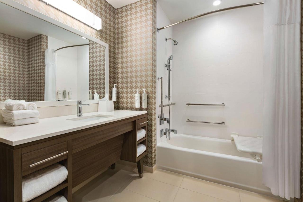 King Studio Suite with Bath Tub - Accessible at Home2 Suites By Hilton Nashville West End Avenue