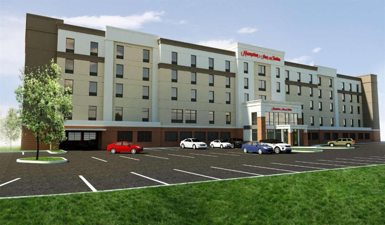 | Hampton Inn & Suites Pittsburgh Airport South/Settlers Ridge