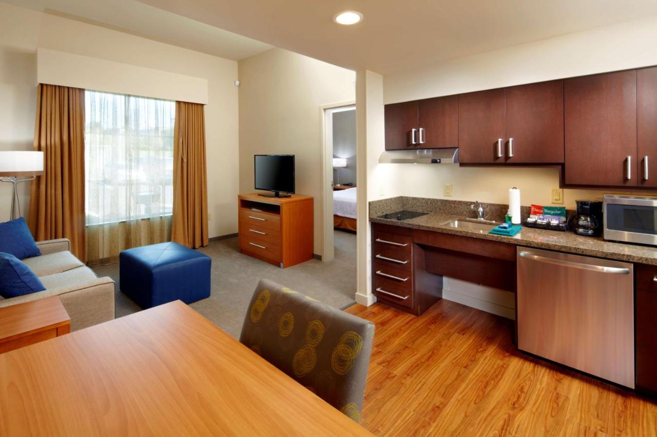 | Homewood Suites by Hilton Pittsburgh Airport/Robinson Mall Area