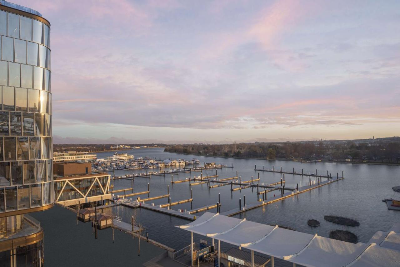 | Canopy By Hilton Washington DC The Wharf
