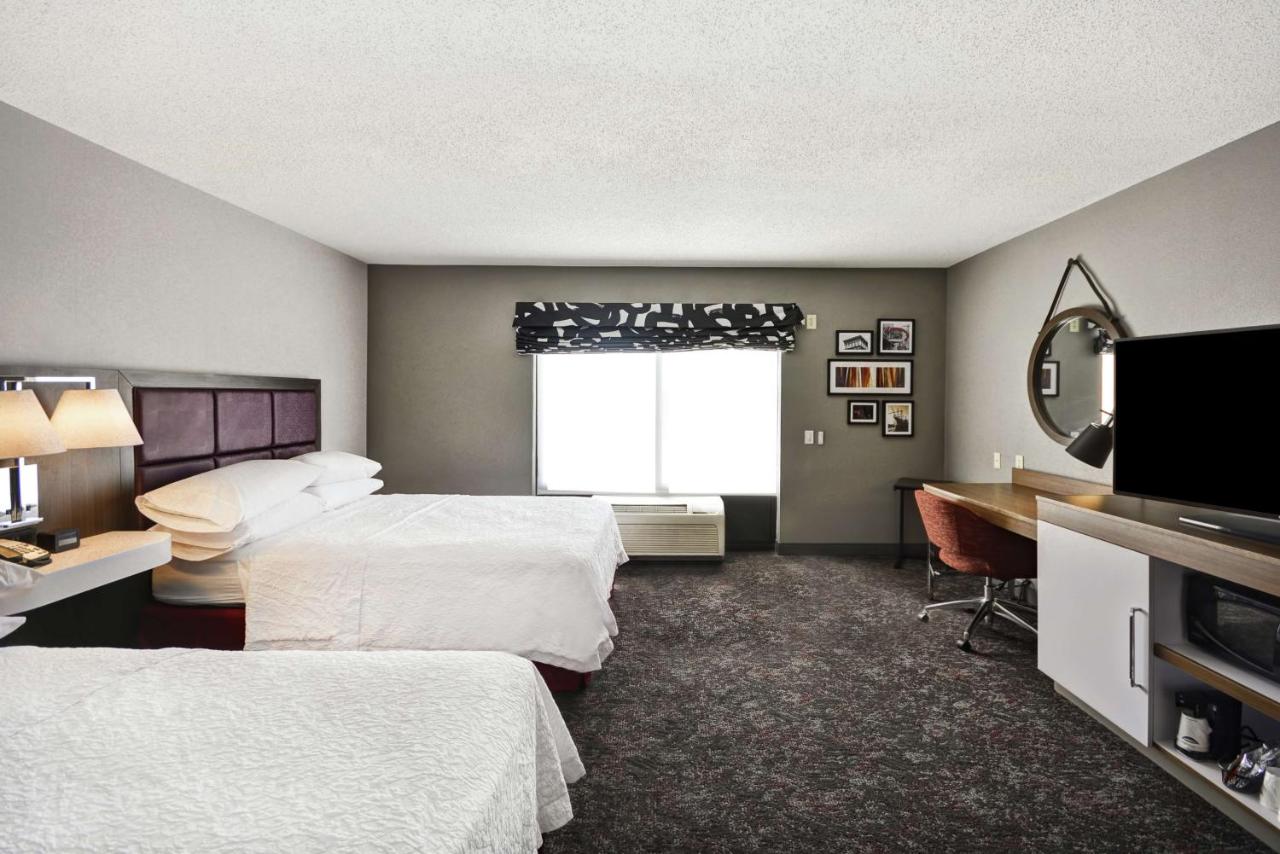 Queen Room with Two Queen Beds - Non-Smoking at Hampton Inn & Suites Columbus-Easton Area