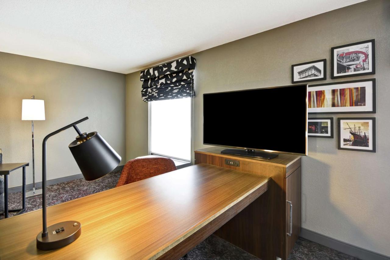 King Studio Suite with Sofa Bed - Non-Smoking at Hampton Inn & Suites Columbus-Easton Area