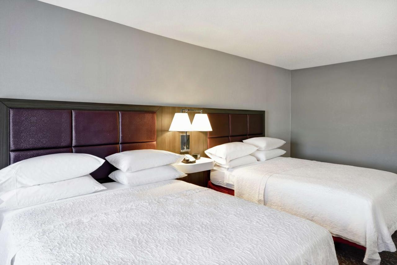 Queen Room with Two Queen Beds - Non-Smoking at Hampton Inn & Suites Columbus-Easton Area