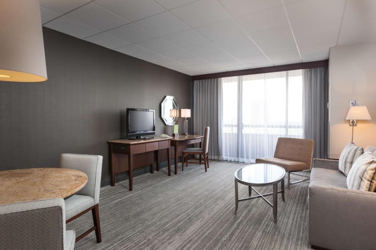  | DoubleTree by Hilton Hotel & Suites Houston by the Galleria