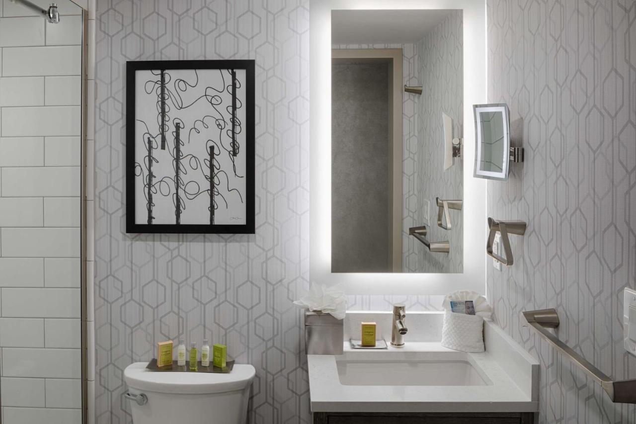 Standard King Suite at The Kingsley Bloomfield Hills - a DoubleTree by Hilton